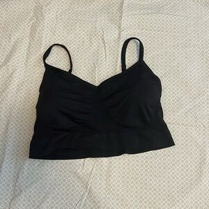 Old Navy women’s active bra 4x bundle